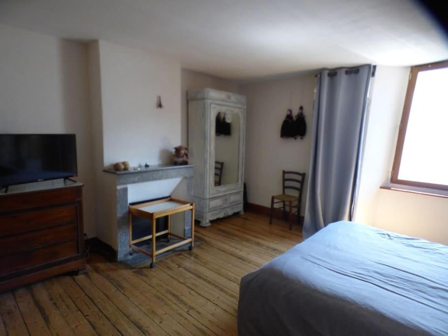 Maison Familiale Pour 8 Saint-Aventin 외부 사진