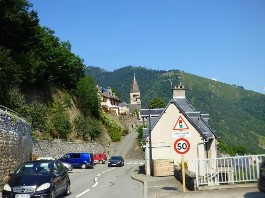 Maison Familiale Pour 8 Saint-Aventin 외부 사진