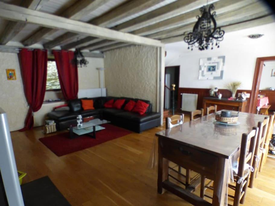Maison Familiale Pour 8 Saint-Aventin 외부 사진
