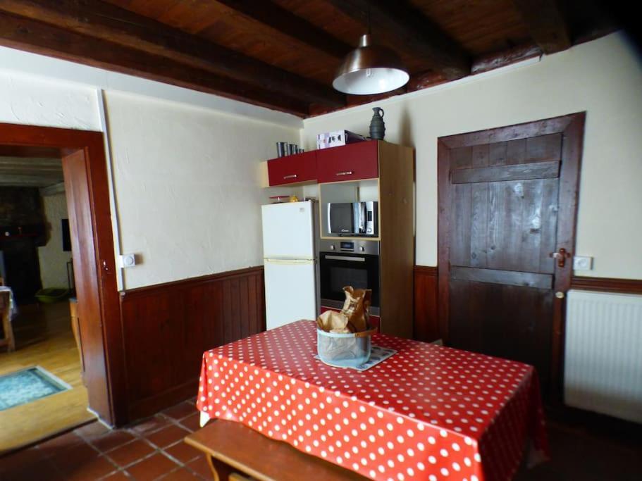 Maison Familiale Pour 8 Saint-Aventin 외부 사진