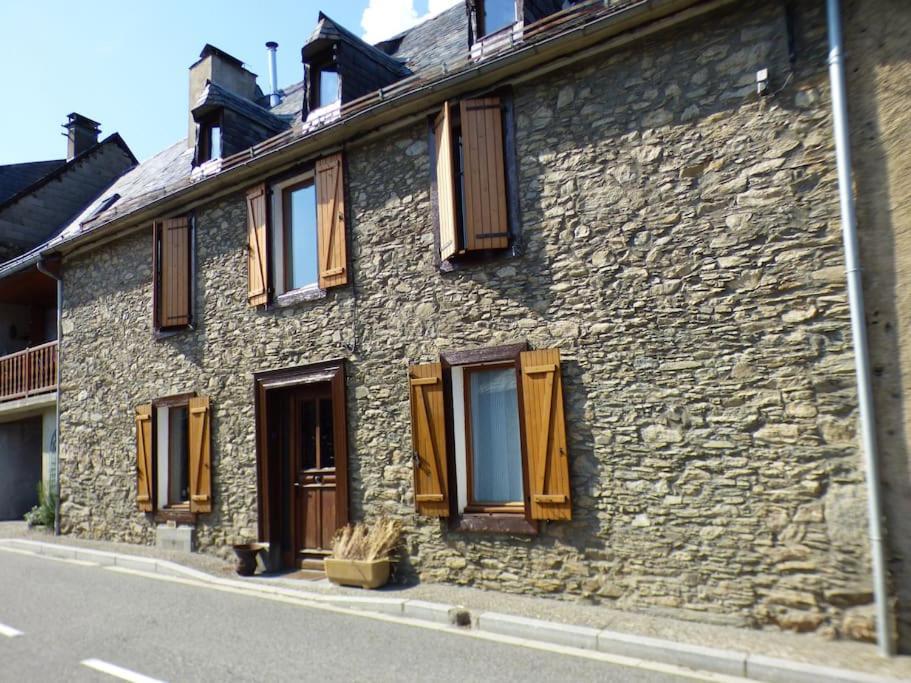 Maison Familiale Pour 8 Saint-Aventin 외부 사진